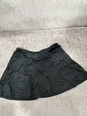 360 by Tail multi-tiered athletic tennis/golf skort. P4